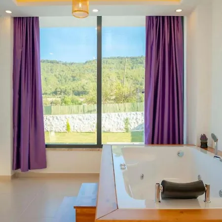 Outstanding With Private Pool And Jacuzzi In Kas, Antalya Kaş